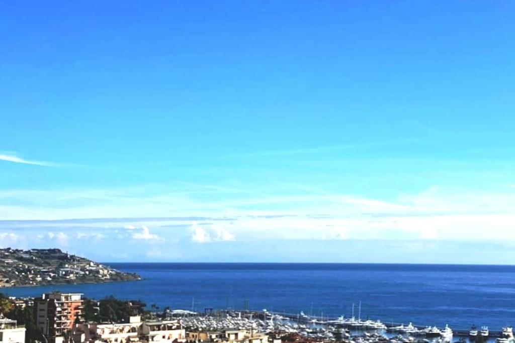 Appartement Sole Mare Voi à San Remo Extérieur photo